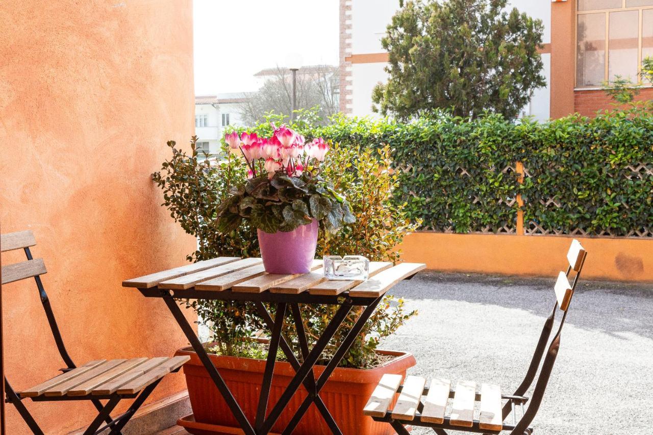 Ciaccio House Near Airport Apartamento Fiumicino Exterior foto